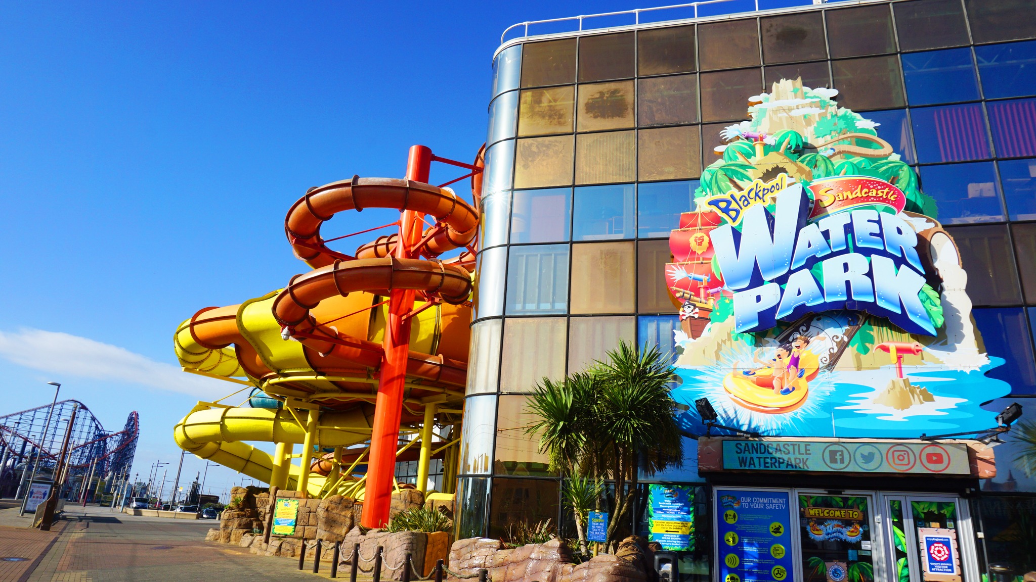 Is There an amazing indoor water park near me 2023