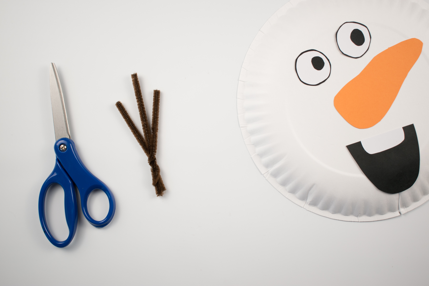 How To Make A Paper Plate Snowman in 2023